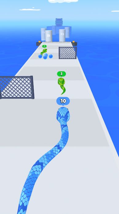 Snake running race game