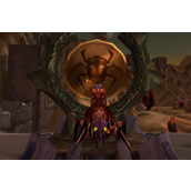 Où se trouve le point d'apparition du jeune gardien Qiraji dans World of Warcraft ?