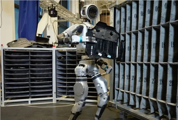 Boston Power's new Atlas robot: fully electric, completely autonomous, successfully completing complex tasks - AI Article